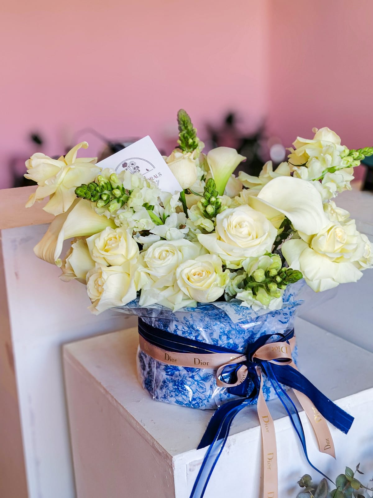 White & Cream Vase