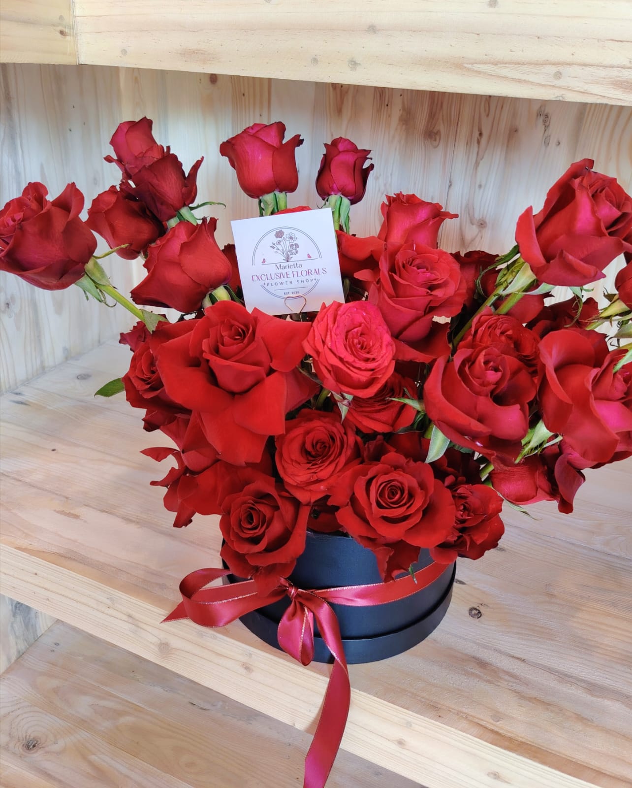 Red Rose Hat Box